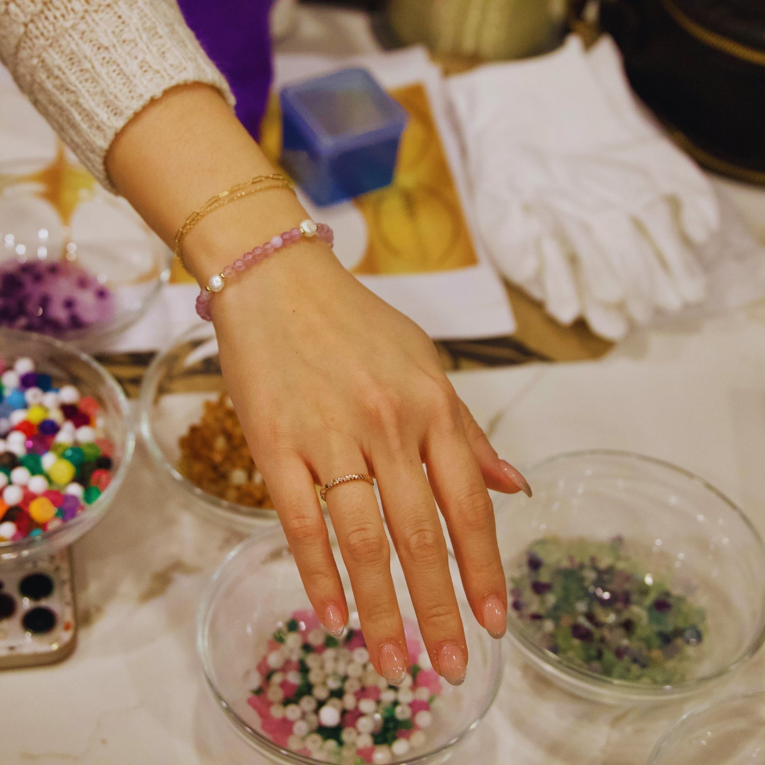 BEAD & CHARM BAR WORKSHOP WITH ELDEST DAUGHTER CLUB-nunchi