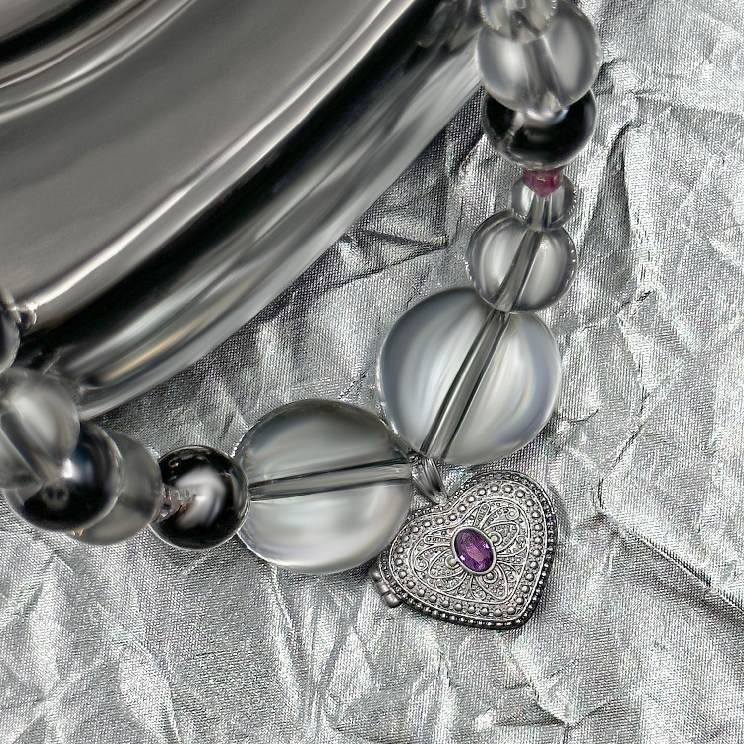 AUDREY NUNA x NUNCHI LOCKET NECKLACE-nunchi