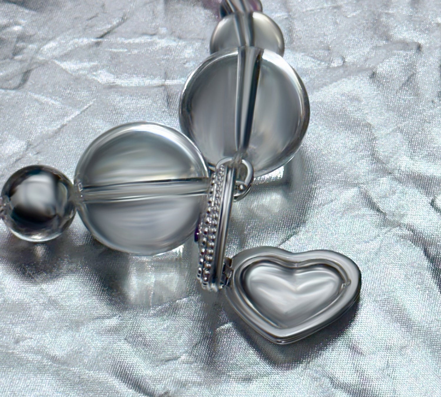AUDREY NUNA x NUNCHI LOCKET NECKLACE-nunchi