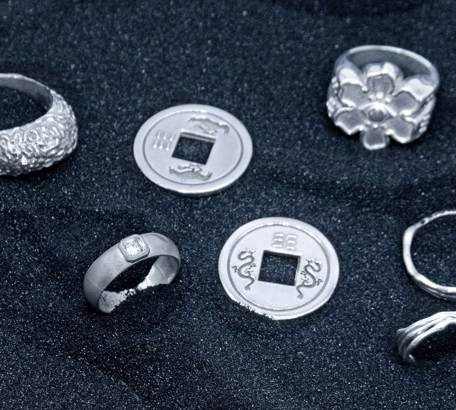 Zodiac Coin Pendant-nunchi