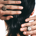 NUNCHI Korean "눈치" Lotus Flower Signet Ring-nunchi