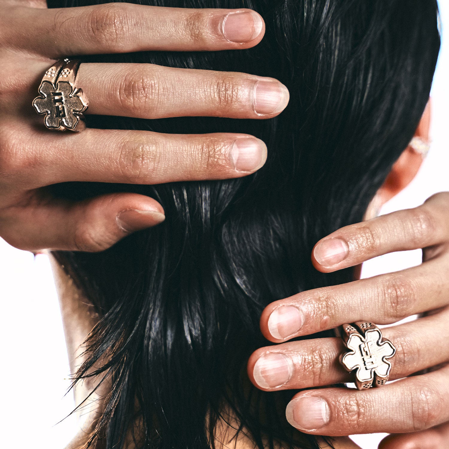 NUNCHI Korean "눈치" Lotus Flower Signet Ring-nunchi