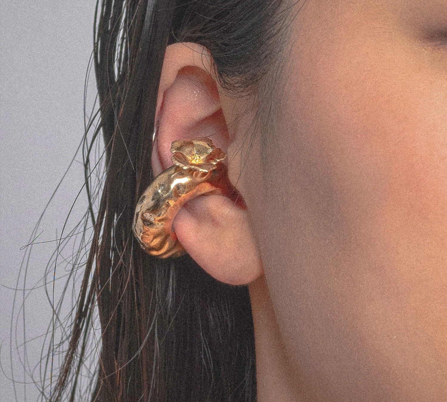Molten Hibiscus Flower Ear Cuff-nunchi