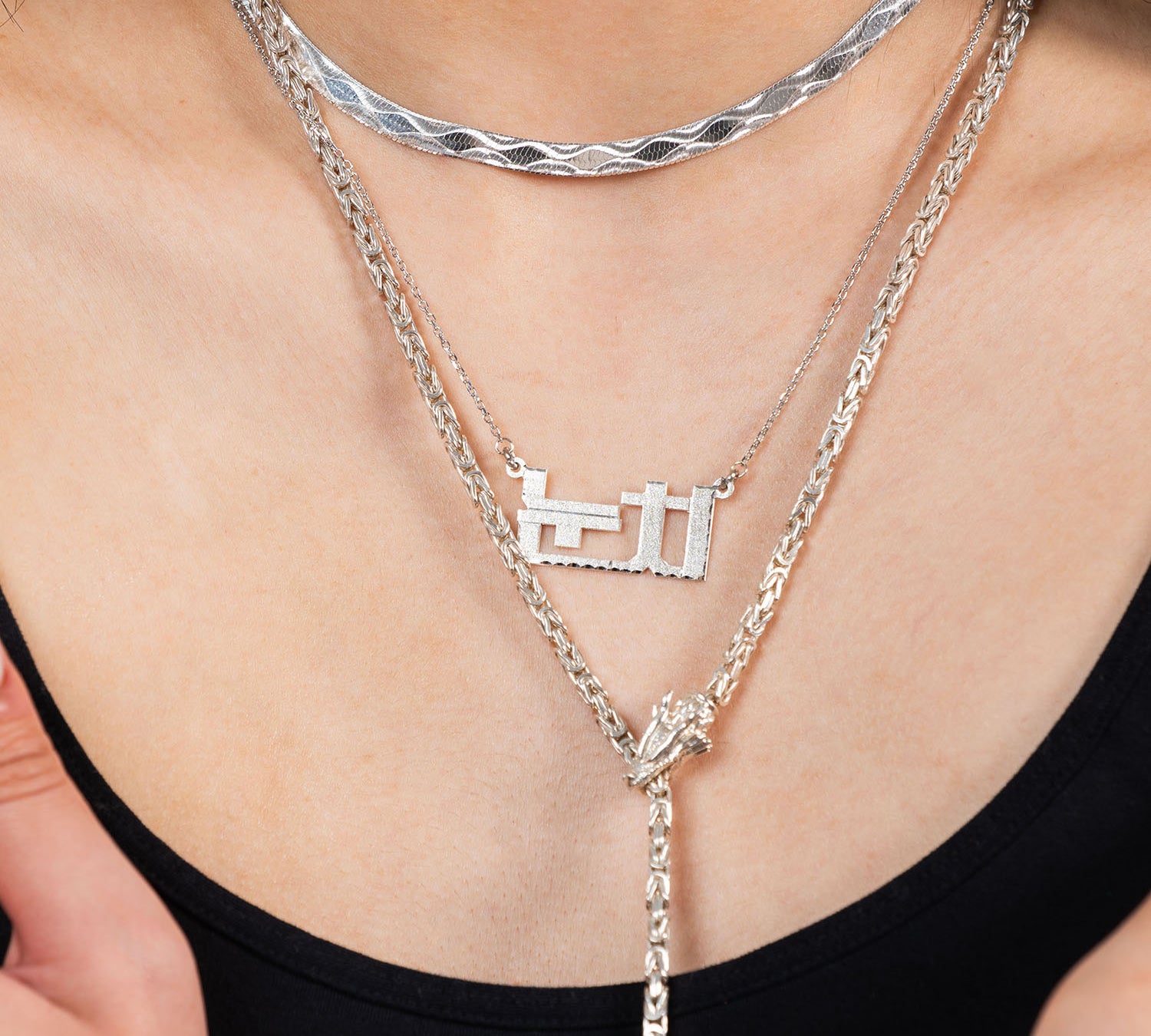 Gothic Initial/Number Necklace-nunchi