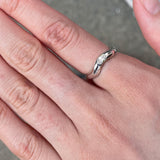 Wavy Oval Cut Friendship Ring-nunchi