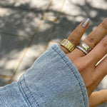 Wide Ridged Diamond Cigar Band-nunchi